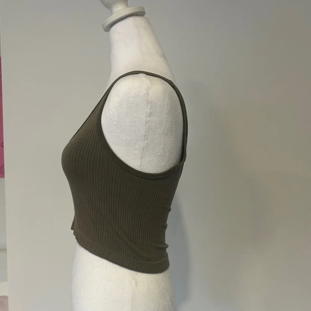 Urban Outfitters Olive Crop Top - Picture 2 of 3